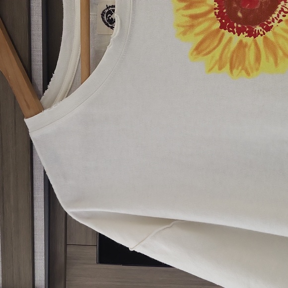 🌻NWOT) "Sunflower tee" By"we the free" 🌻 - Picture 8 of 16